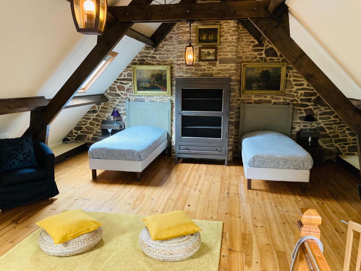 Maison De Caractere Datant De 1739 Ferienhaus Quistinic